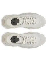 Championes Under Armour modelo Halo Runner, color blanco, con capellada de malla transpirable y suela con amortiguación UA HOVR+.