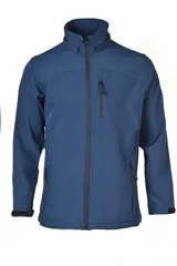 Campera negra de neopreno con capucha desmontable, cierre frontal y bolsillos laterales con cierre.