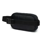Riñonera Columbia modelo Helvetia II, confeccionada en tejido polar negro con detalles en tela técnica. Presenta compartimento principal con cierre, bolsillo frontal con solapa y logo de la marca bordado en el frente. Incluye correa ajustable con hebilla.
