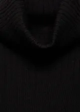 Jersey de punto fino con textura acanalada, diseño ajustado, cuello alto vuelto y manga larga.