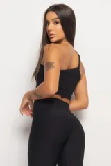 Top deportivo marrón acanalado, con diseño de un solo hombro y textura Ultra Sculpt.