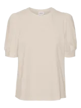 Camiseta Vero Moda de color blanco, con cuello redondo y mangas cortas abullonadas, confeccionada en algodón orgánico.