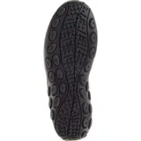 Zapatillas tipo slip-on Merrell modelo Jungle Moc, confeccionadas en gamuza marrón con paneles elásticos laterales para un calce fácil. Presentan una suela de goma negra con tecnología Air Cushion en el talón para mayor amortiguación y estabilidad.