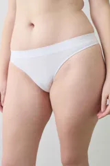 Colaless blanco de microfibra seamless con fundillo de algodón.