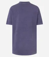 Remera de algodón color lila con efecto lavado, cuello redondo y mangas cortas. Presenta estampa frontal licenciada de The Rolling Stones con múltiples repeticiones del icónico logo de la lengua y detalles metalizados.