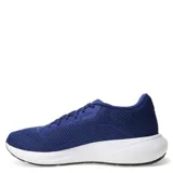 Championes de running Adidas modelo Response Runner, color azul con las icónicas tres tiras laterales en negro. Presentan una parte superior de malla transpirable, cierre con cordones y una mediasuela de EVA blanca que ofrece una amortiguación superior.