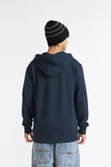 Buzo polar con capucha Quiksilver Basic Hood Zip, color azul marino, con cierre frontal completo, bolsillos tipo canguro y logo bordado en el pecho.