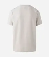 Remera masculina de manga corta, cuello redondo y color marrón oscuro, confeccionada en tejido acanalado de poliéster y algodón.