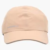 Gorro tipo cap Merrell de seis paneles, color beige, con visera curva y logo de la marca estampado en el frente.