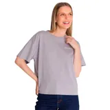 Remera gris con logo de Caterpillar bordado en blanco en el pecho.