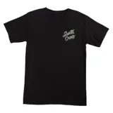 Remera de manga corta color negro con logo de Santa Cruz estampado en el pecho izquierdo en tonos claros.