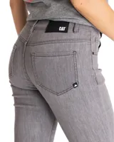 Jeans skinny elasticado color gris, de corte ajustado y tiro medio.
