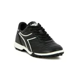 Championes de fútbol Diadora Goal Futbol TF, color negro con detalles en blanco.