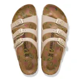 Sandalias Birkenstock modelo Florida color beige, con tres tiras delgadas ajustables con hebillas doradas, plantilla de corcho anatómica con estampado floral y suela de goma.
