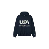 Hoodie azul marino de Fear of God Essentials, con capucha, bolsillo canguro y estampado gráfico frontal "USA ESSENTIALS" en color blanco.