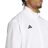 Campera de running Adidas, color blanco, con cierre frontal, cuello alto y mangas largas. Presenta el logo de Adidas en negro en el pecho izquierdo.