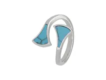 Anillo de plata 925 con dos piedras de color turquesa en forma de abanico. Diseño abierto y ajustable.