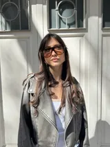 Lentes de sol con armazón de diseño aviador en estampado carey y cristales oscuros con protección UV400.