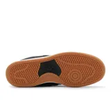 Championes urbanos New Balance Numeric 480, inspirados en el calzado de skate de los años 80 y 90. Diseño en negro y gris con logo "N" en blanco, capellada de gamuza, cuero y malla, entresuela FuelCell y puntera reforzada.