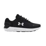 Championes de running Under Armour modelo Charged Rogue 2.5, color negro con suela blanca. Presentan un diseño de malla transpirable, logo de la marca en el lateral y refuerzo en el talón para mayor estabilidad.