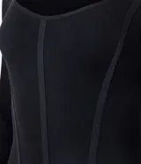 Body de manga larga marca Blue Steel, confeccionado en poliamida seamless con escote cuadrado y cierre en la entrepierna.