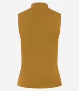 Blusa de punto acanalado color blanco, sin mangas y con cuello alto, de corte ajustado al cuerpo.