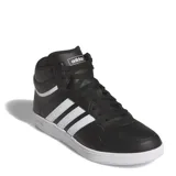 Championes de corte medio Adidas Hoops 4.0 Mid, color negro con las icónicas tres tiras laterales en blanco y suela de goma blanca. Confeccionados en cuero sintético con detalles de gamuza en la puntera.