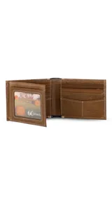 Billetera de cuero marrón claro con costuras blancas, bolsillo oculto frontal, interior con volante y visor, doble compartimento para billetes y múltiples tarjeteros.