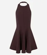 Vestido corto de bengalina con diseño frente única y corte evasé. Presenta una silueta estructurada con falda con movimiento y cierre posterior.