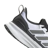 Championes Adidas Ultrarun 5 TR, color blanco con detalles en gris y negro.