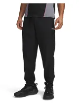 Pantalón deportivo Under Armour Vanish Training Pant, color negro, de corte relajado con puños elásticos en los tobillos y logo reflectante en el muslo.