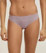 Kit de dos bombachas bikini seamless, una color lila y otra verde claro, de tejido texturizado.
