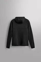 Sudadera técnica color bordó con capucha, cierre frontal completo y bolsillo en el pecho con cremallera oculta. Tejido elástico con interior efecto polar y estructura waffle. Presenta puños adaptables con ajuste para el pulgar.