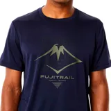 Remera Asics de hombre color azul marino, de manga corta, con logo Fujitrail estampado en el pecho.