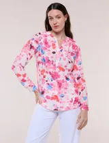 Blusa de gasa estampada Zac & Rachel, con cuello a la base, escote en V con botones frontales y manga larga de largo regulable.
