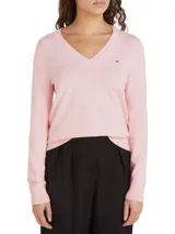 Sweater Tommy Hilfiger de punto color rosa claro, con cuello en V y logo bordado en el pecho.