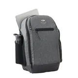 Mochila Rip Curl modelo F-Light Searcher de 45 litros, color gris melange con detalles en negro. Presenta múltiples compartimentos con cierre de cremallera, base reforzada y logo de la marca en el frente.