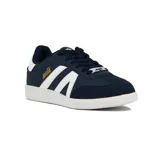 Championes Avia Soto para hombre, de color azul marino con detalles en blanco y suela blanca. Presentan el logo de la marca en dorado en el lateral.