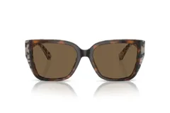 Lentes de sol Michael Kors modelo 2199U, montura estilo mariposa/cuadrada grande en acetato carey marrón oscuro con detalles de estampado animal print en las patillas. Los cristales son de color marrón sólido.