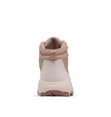 Bota de trekking Columbia modelo Newton Wander Ltr, color rosado con detalles en tono más claro y suela marrón. Confeccionada en cuero impermeable, cuenta con cordones, herrajes metálicos y tecnología de amortiguación y tracción.