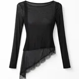 Top de manga larga confeccionado en tul negro semitransparente, con diseño asimétrico en el ruedo y detalle de encaje en el borde inferior.