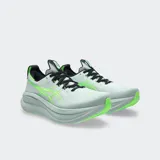 Championes de running Asics modelo Gel Nimbus 28, color negro. Presentan una entresuela con tecnología FF BLAST PLUS y PureGEL para una amortiguación superior, con capellada de tejido de punto técnico.