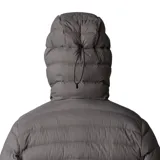 Campera gris de plumas con capucha, cierre frontal completo, bolsillos laterales con cierre y logo de la marca en el pecho.