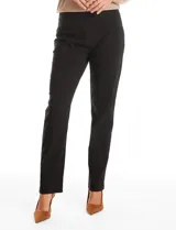 Pantalón de corte recto y entallado, color verde militar, con cintura ancha de soporte y nervadura central vertical que estiliza la silueta. Cuenta con frente limpio y bolsillos posteriores simulados.