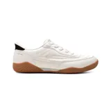 Championes Skechers Zinger Evo modelo Off The Pitch para hombre, en color blanco con suela de goma marrón y detalles en negro. Confeccionados en material sintético con la tecnología Slip-ins para un calce fácil y cómodo sin necesidad de atar cordones.