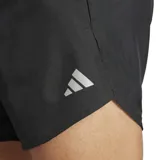Short deportivo Adidas Run It negro con logo reflectivo en la pierna derecha.