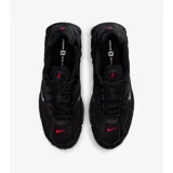 Championes Nike Shox Ride 2, color negro con detalles en rojo vibrante en la amortiguación Shox. Presenta capellada de malla y sintético, con el logo Swoosh en blanco.