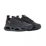 Championes deportivos EA7 Emporio Armani modelo Infinity Venom, color negro con detalles en dorado. Presentan un diseño técnico con capellada de tejido transpirable y una suela robusta con aberturas geométricas.