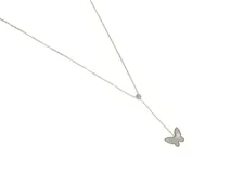 Collar de acero dorado tipo corbatero con dije de circonia y mariposa de nácar.