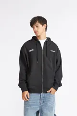 Campera con capucha Quiksilver Mercury Trident de color negro, con cierre frontal completo, bolsillos tipo canguro y pequeños estampados en contraste en el pecho.
